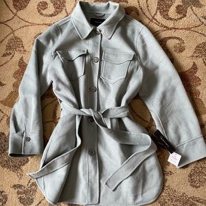 Tahari wool-blend shirt coat, pale green color, size XL.